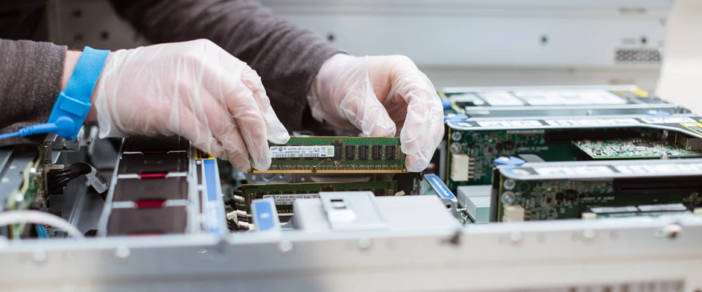 Berita Penambahan Memory Baru Sebesar Total 128GB ECC-DDR4  ram